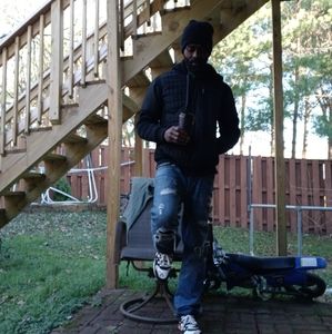 Meet your Posher, Robert